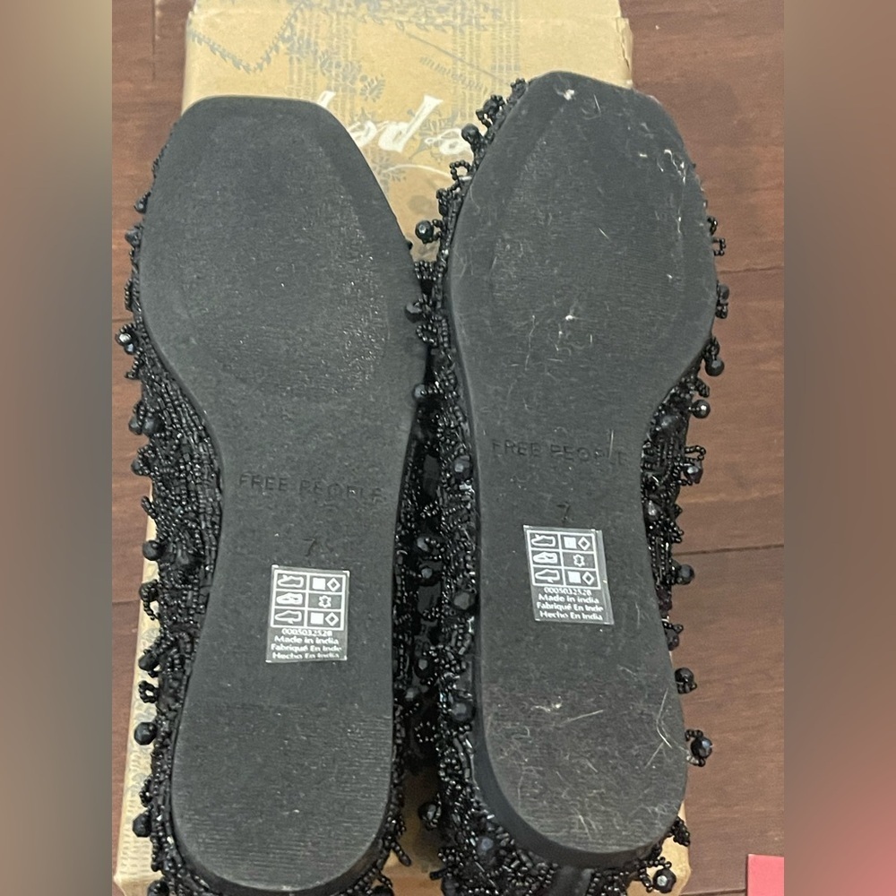 nwt nwb free people Elegant Black Beaded weekends out Women's Flats 7 sold out - Picture 6 of 6